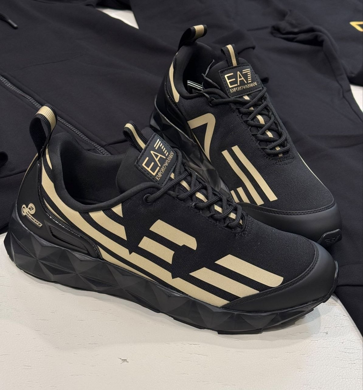 Спортивный костюм EA7 Emporio Armani
