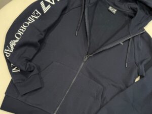 Спортивный костюм EA7 Emporio Armani