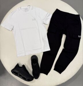 Спортивный костюм EA7 Emporio Armani 2