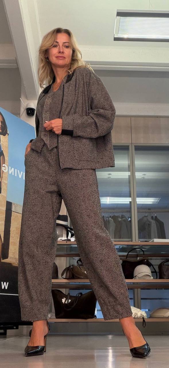 Твидовый жакет-бомбер женский MaxMara
