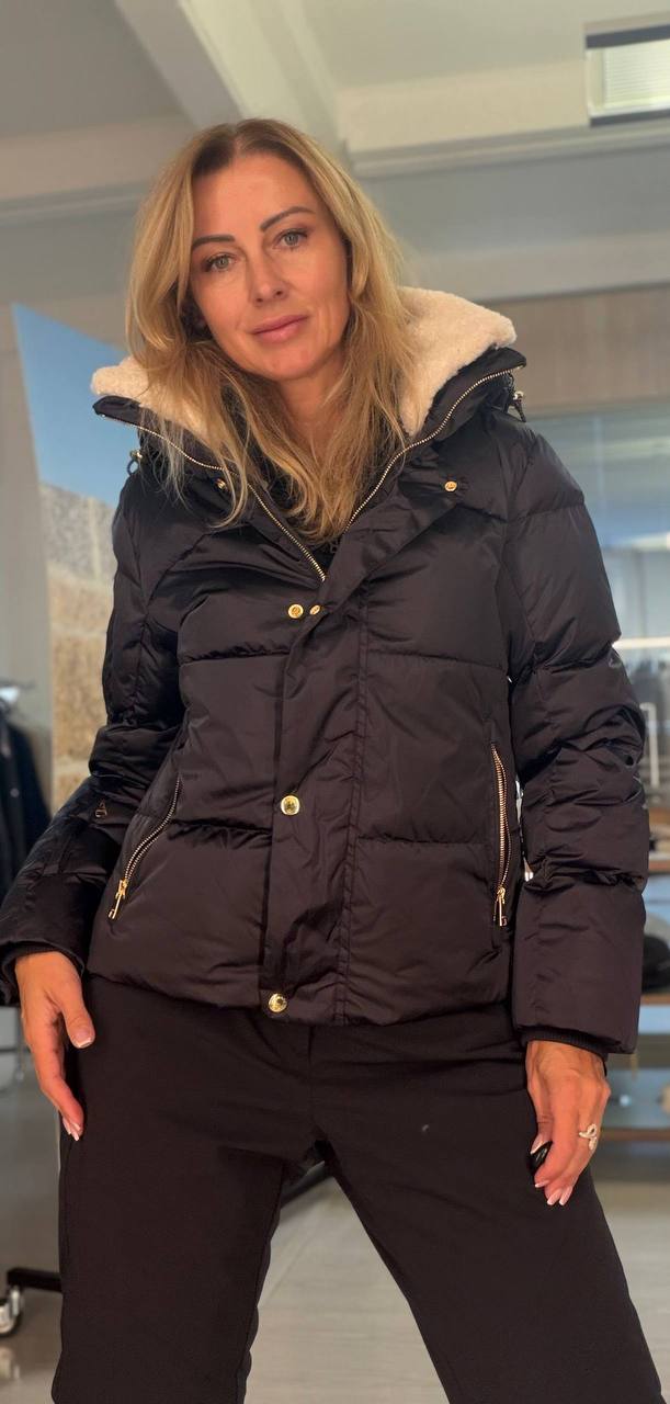 Пуховик женский стеганый MaxMara