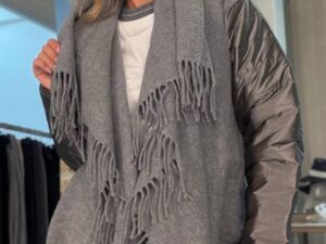 Пальто-накидка комбинированное женское MaxMara — фото 1 Пальто-накидка комбинированное женское MaxMara