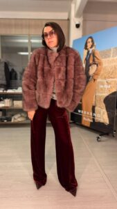 Меховой полушубок укороченный MaxMara