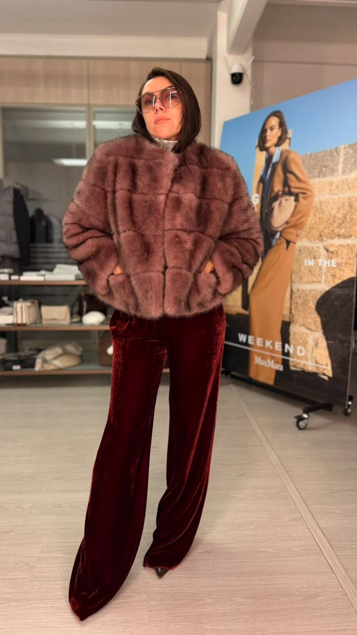 Меховой полушубок укороченный MaxMara