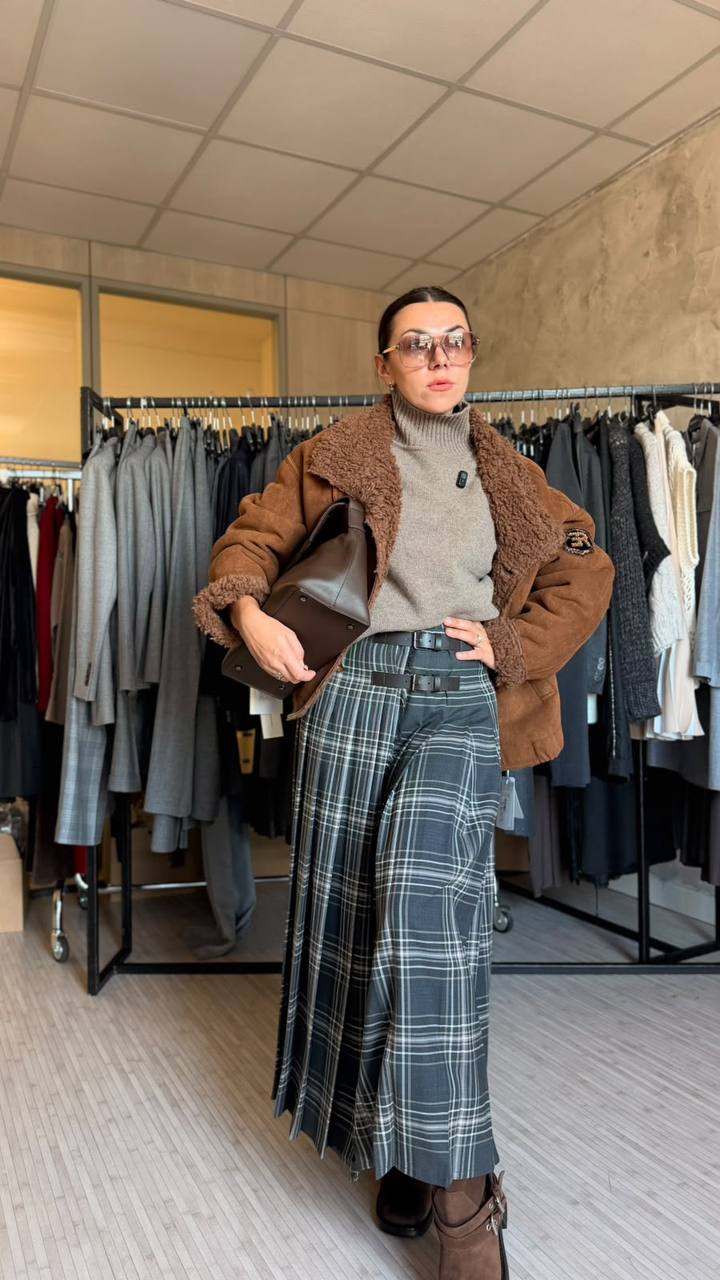 Укороченная женская дубленка MaxMara