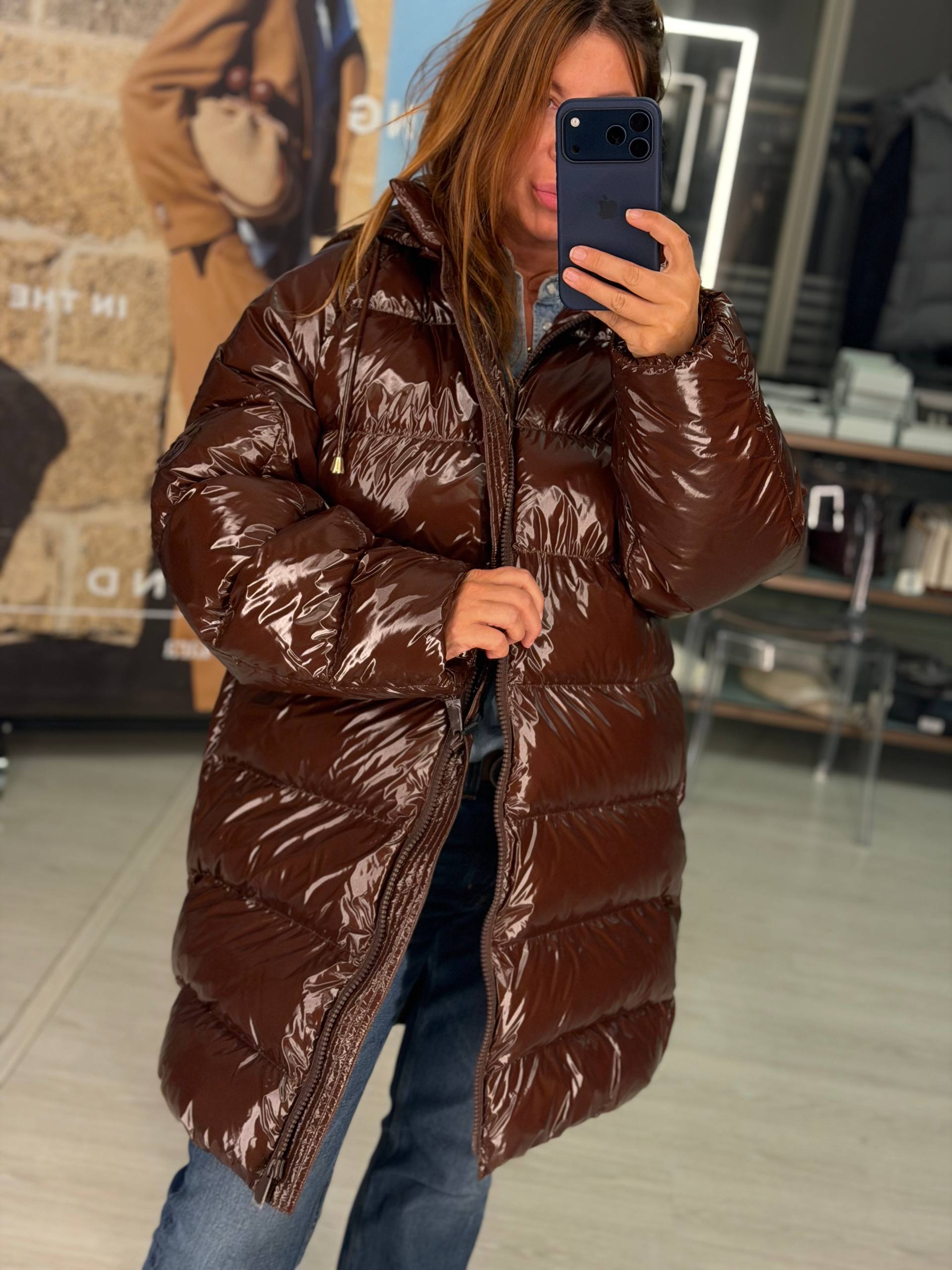 Пуховик удлиненный глянцевый MaxMara