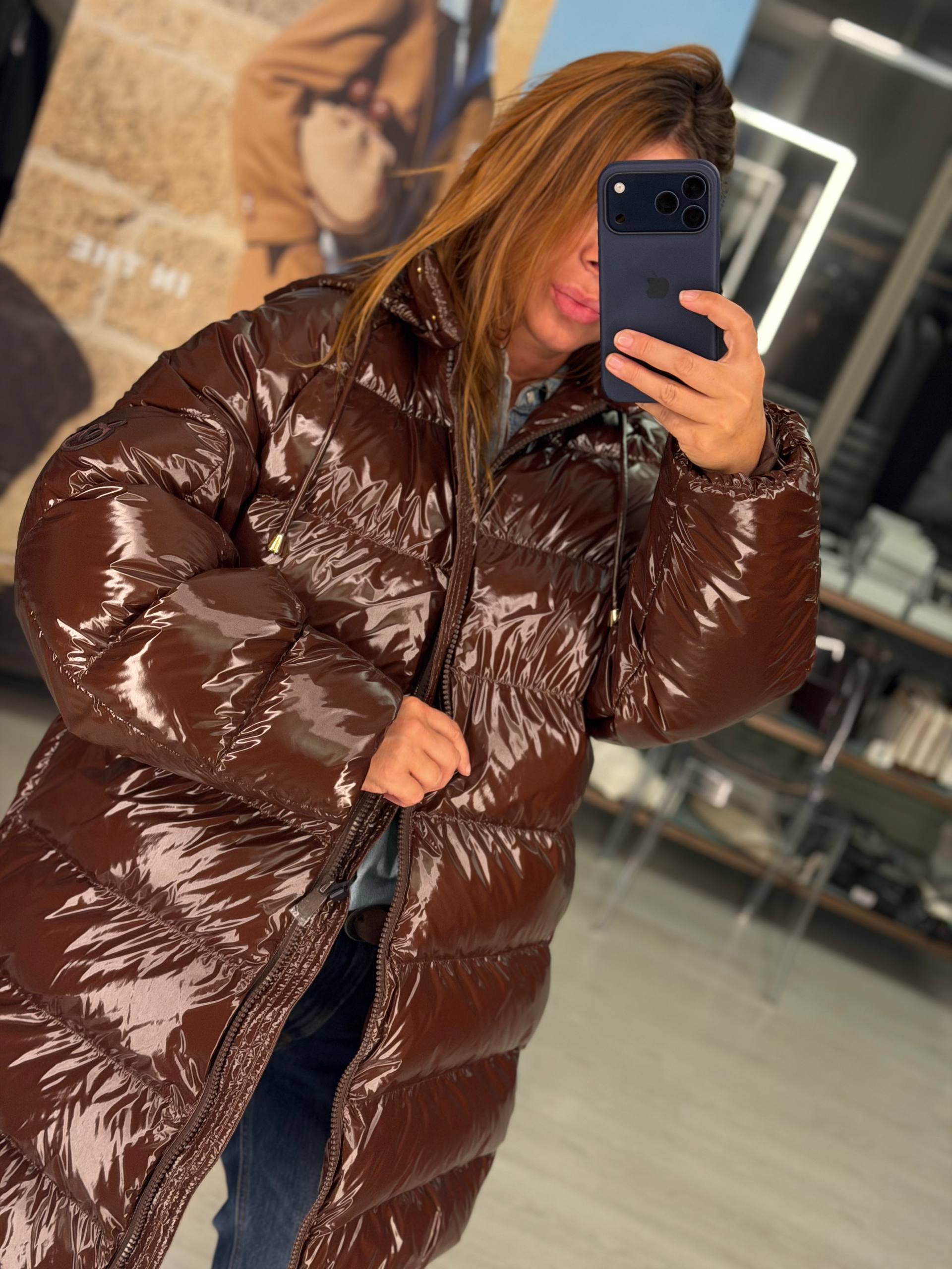 Пуховик удлиненный глянцевый MaxMara