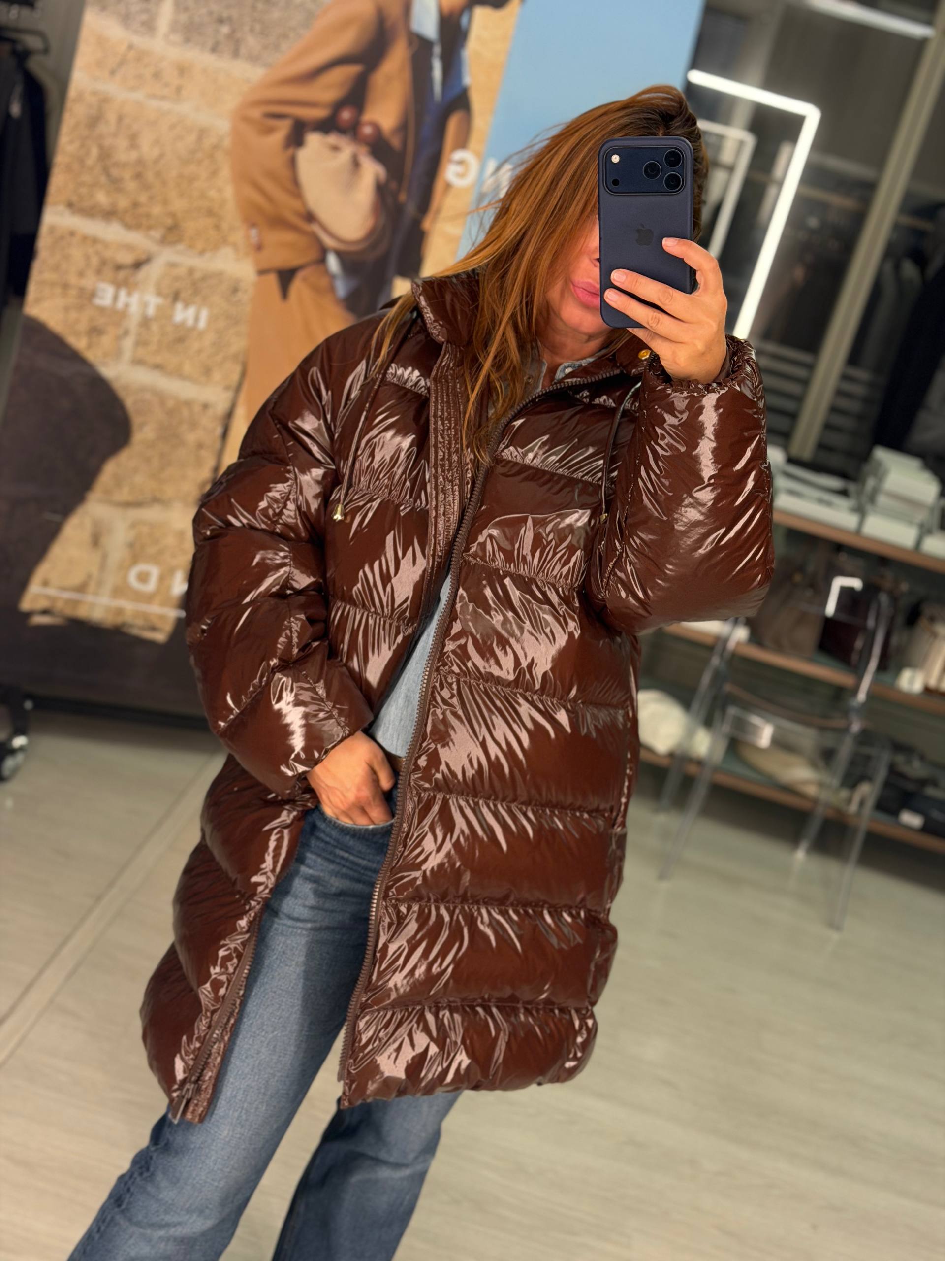 Пуховик удлиненный глянцевый MaxMara