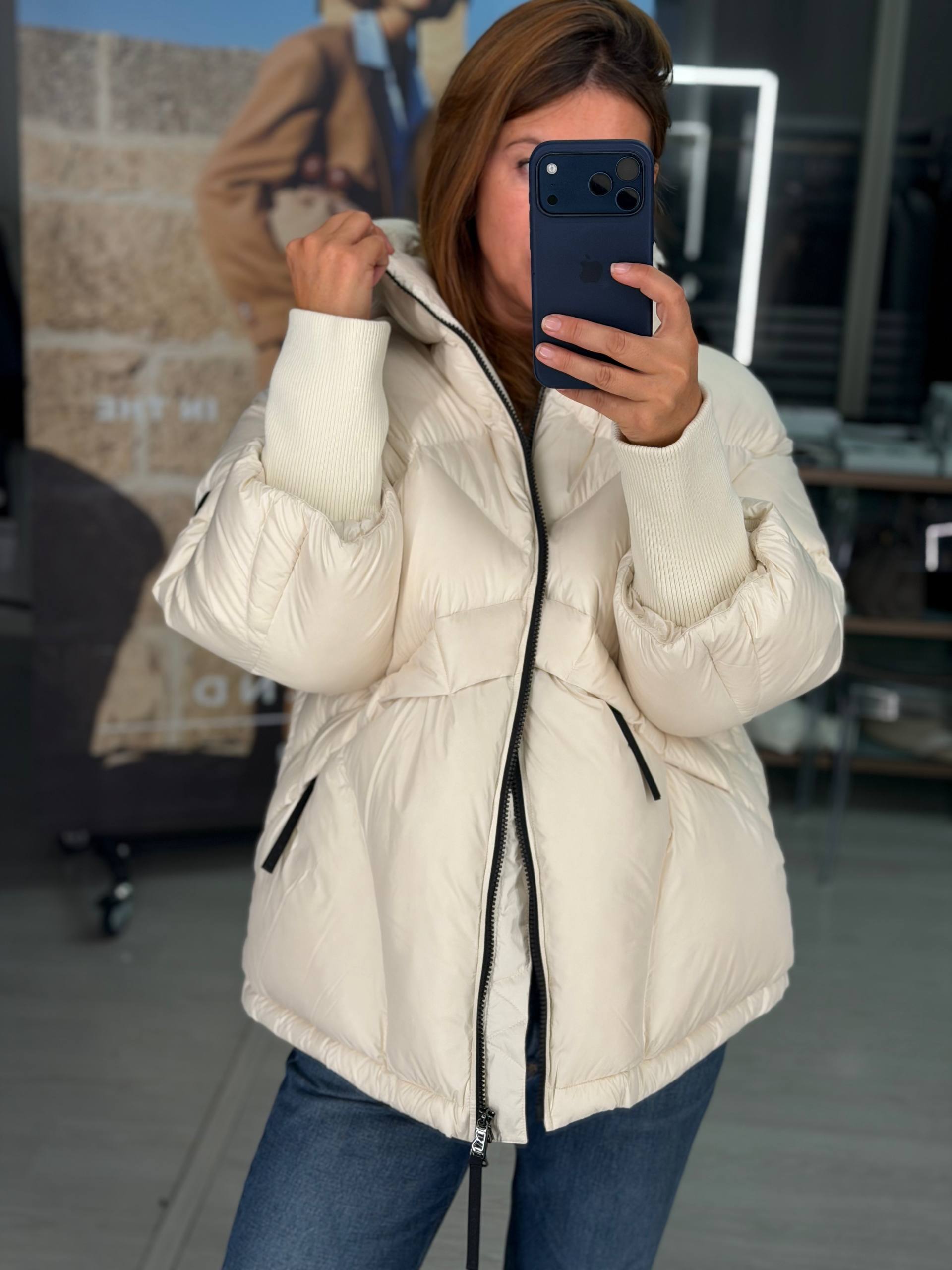 Пуховик женский оверсайз MaxMara