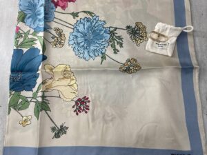 Шелковый платок Weekend Max 2 3 4 MaxMara