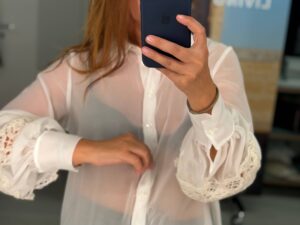 Блуза женская с кружевом MaxMara