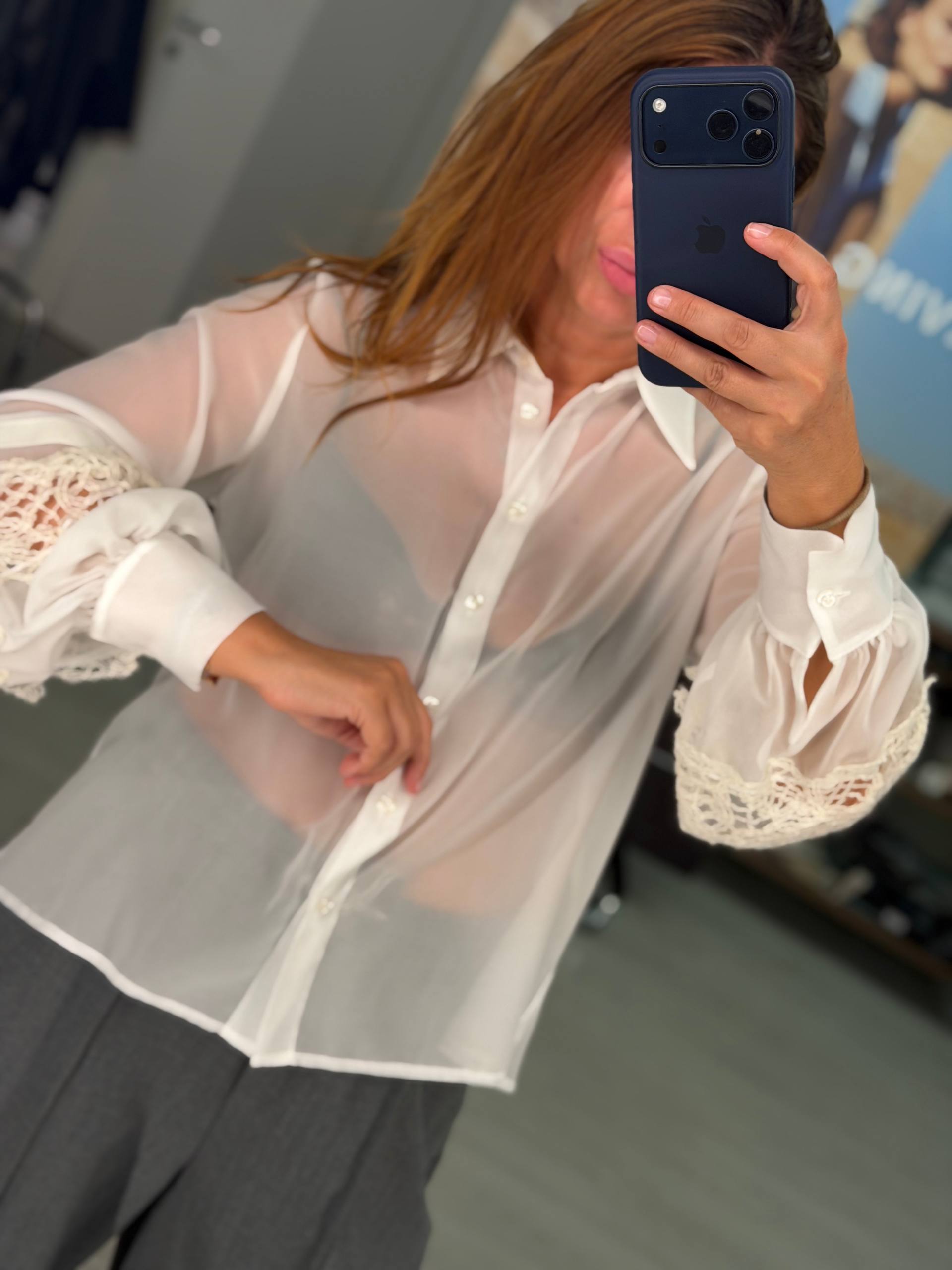 Блуза женская с кружевом MaxMara