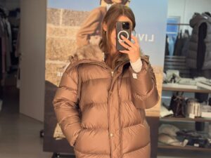 Пуховик женский Max Mara MaxMara — фото 1 Пуховик женский Max Mara MaxMara
