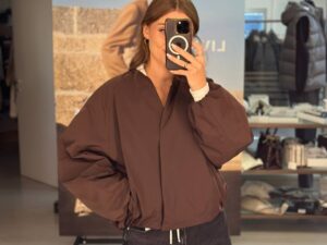 Куртка женская коричневая MaxMara — фото 1 Куртка женская коричневая MaxMara