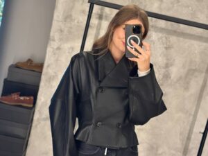 Куртка кожаная Marella MaxMara — фото 1 Куртка кожаная Marella MaxMara