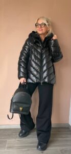 Куртка женская стеганая черная MaxMara