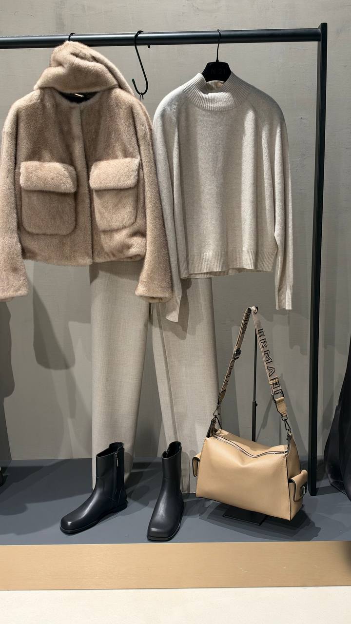 Куртка женская укороченная MaxMara