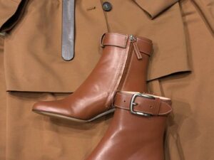 Перчатки женские Weekend Max MaxMara — фото 1 Перчатки женские Weekend Max MaxMara