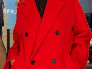 Пальто женское укороченное двубортное MaxMara