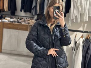 Пуховик женский Max Mara MaxMara — фото 1 Пуховик женский Max Mara MaxMara