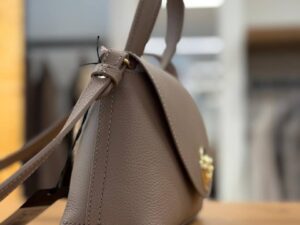 Кожаная сумка Coccinelle 2 MaxMara