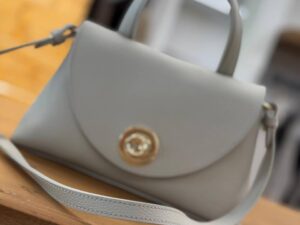 Кожаная сумка Coccinelle MaxMara