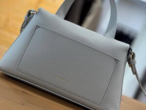 Кожаная сумка Coccinelle MaxMara