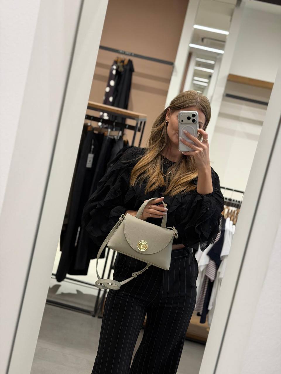 Кожаная сумка Coccinelle MaxMara