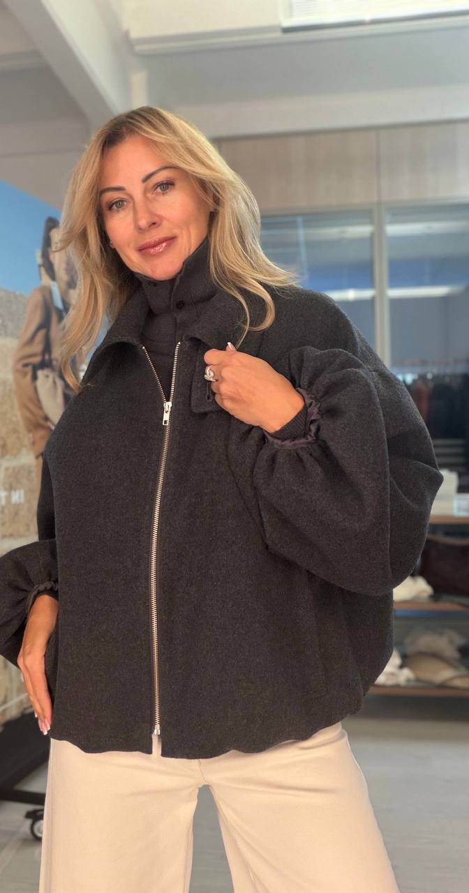 Куртка шерстяная укороченная MaxMara