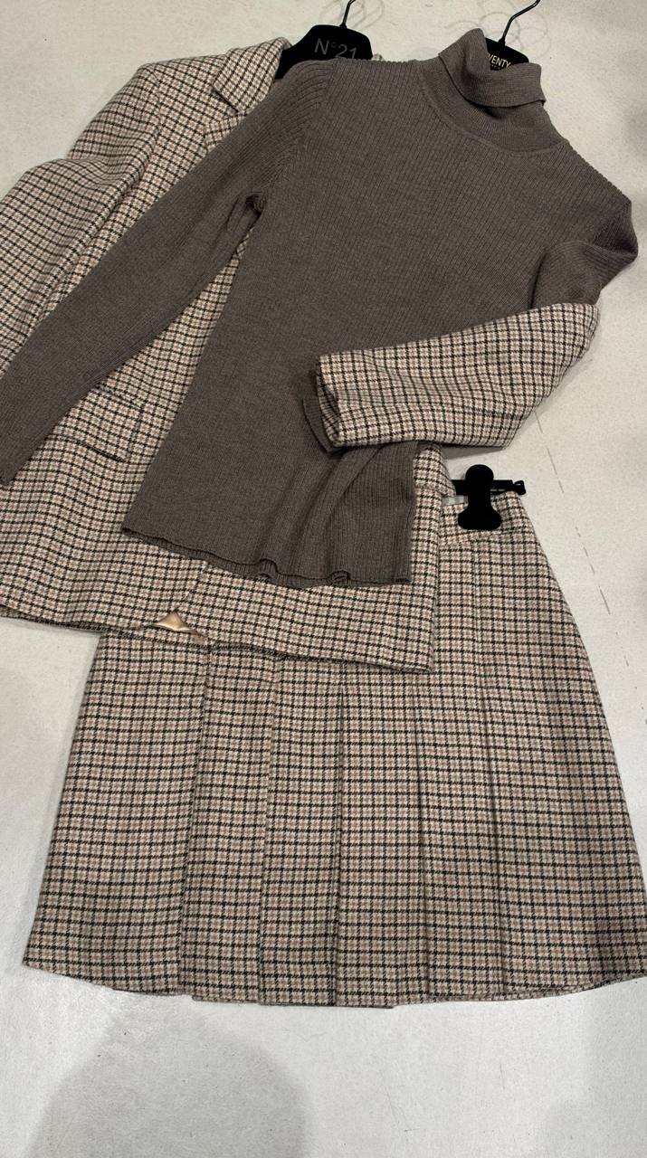 Юбка мини в клетку MaxMara