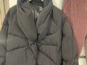 Пуховик женский Bacon MaxMara — фото 1 Пуховик женский Bacon MaxMara