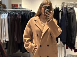 Укороченное двубортное пальто Ginevra MaxMara — фото 1 Укороченное двубортное пальто Ginevra MaxMara