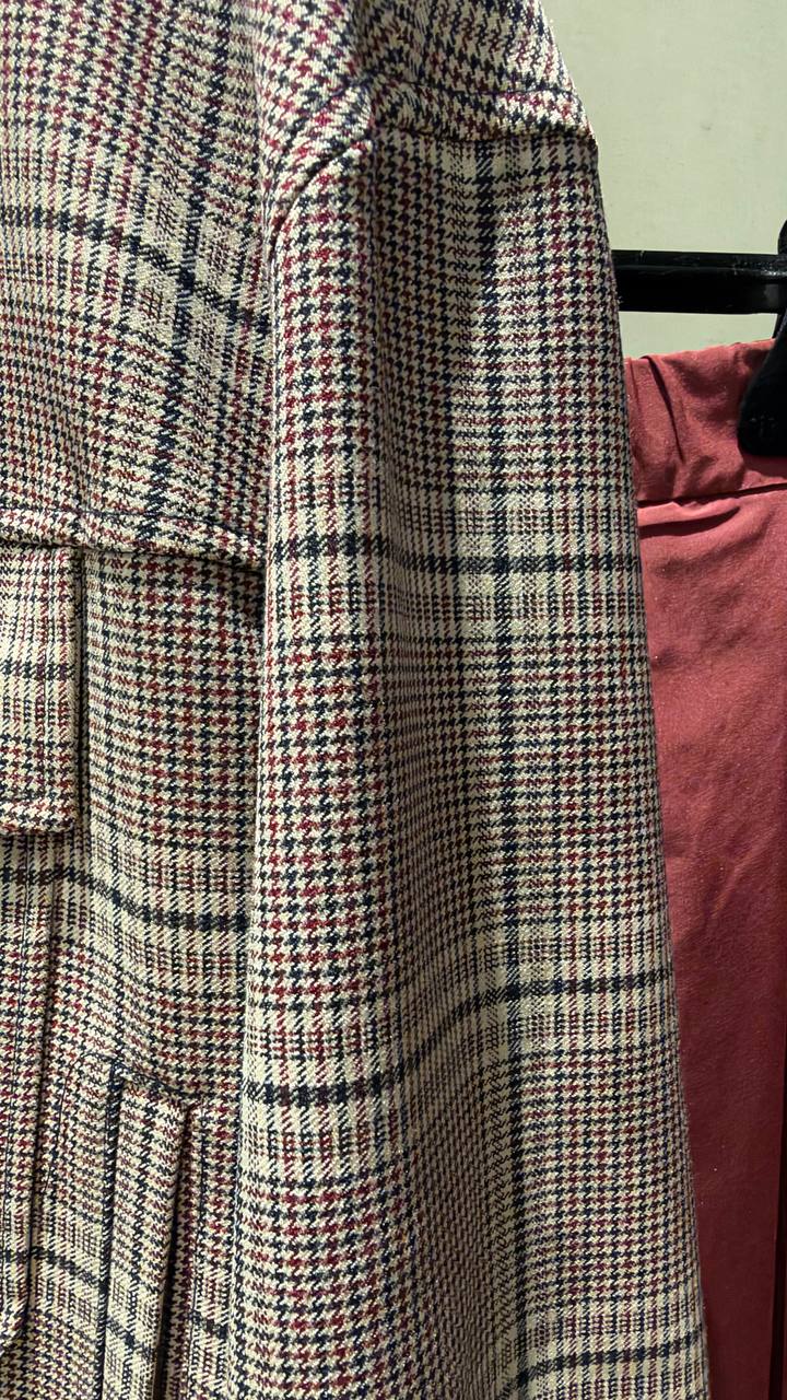 Бомбер на молнии в MaxMara