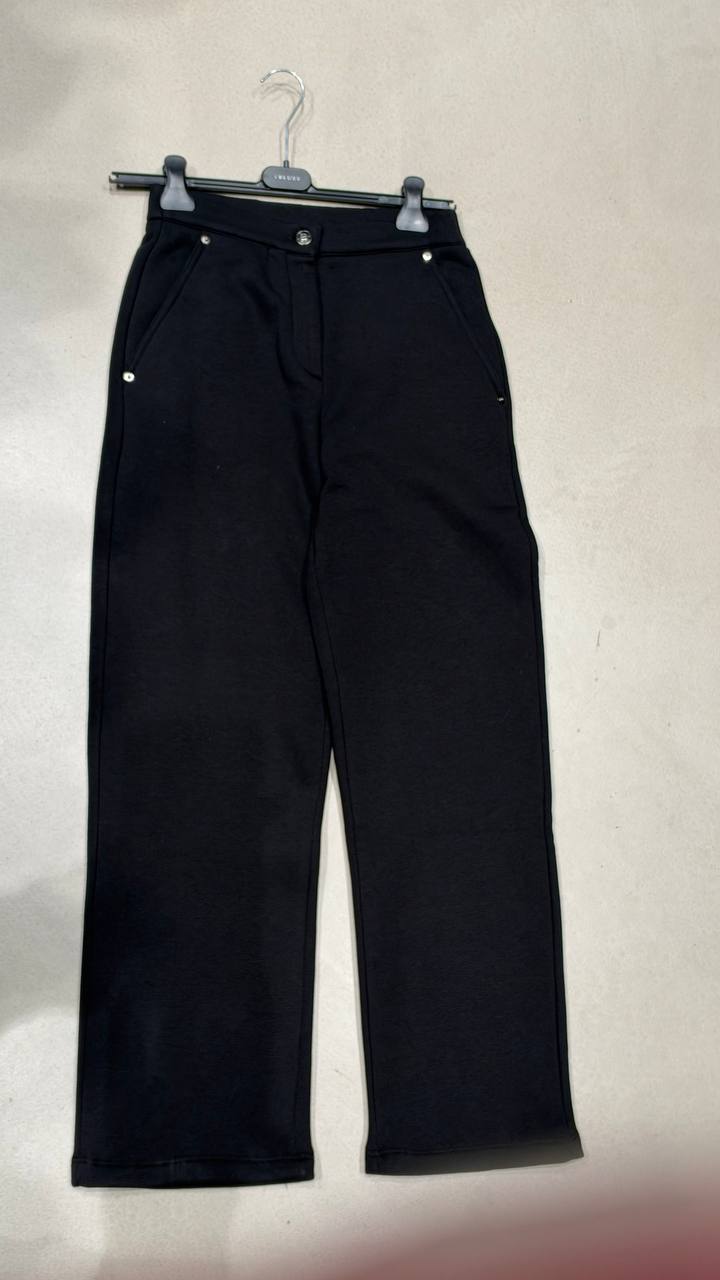 Брюки женские черные прямые MaxMara
