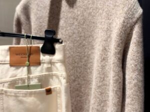 Джинсы женские Weekend Max MaxMara