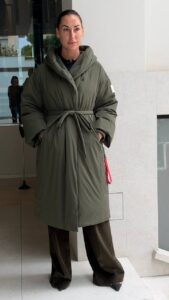 Пальто утепленное с капюшоном MaxMara