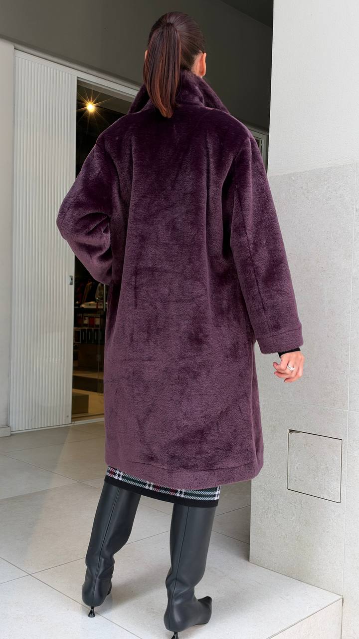 Пальто из экомеха MaxMara