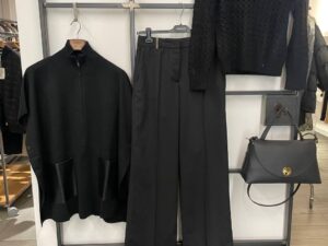 Сумка женская из зернистой MaxMara
