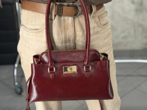 Кожаная сумка бордового цвета MaxMara