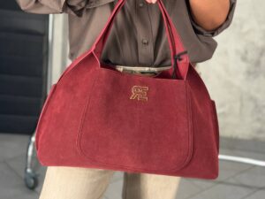 Замшевая сумка бордового цвета MaxMara