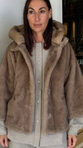 Укороченная шуба Seventy MaxMara