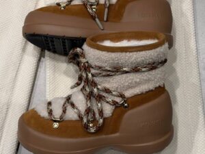 Луноходы женские Moon Boot MaxMara — фото 1 Луноходы женские Moon Boot MaxMara