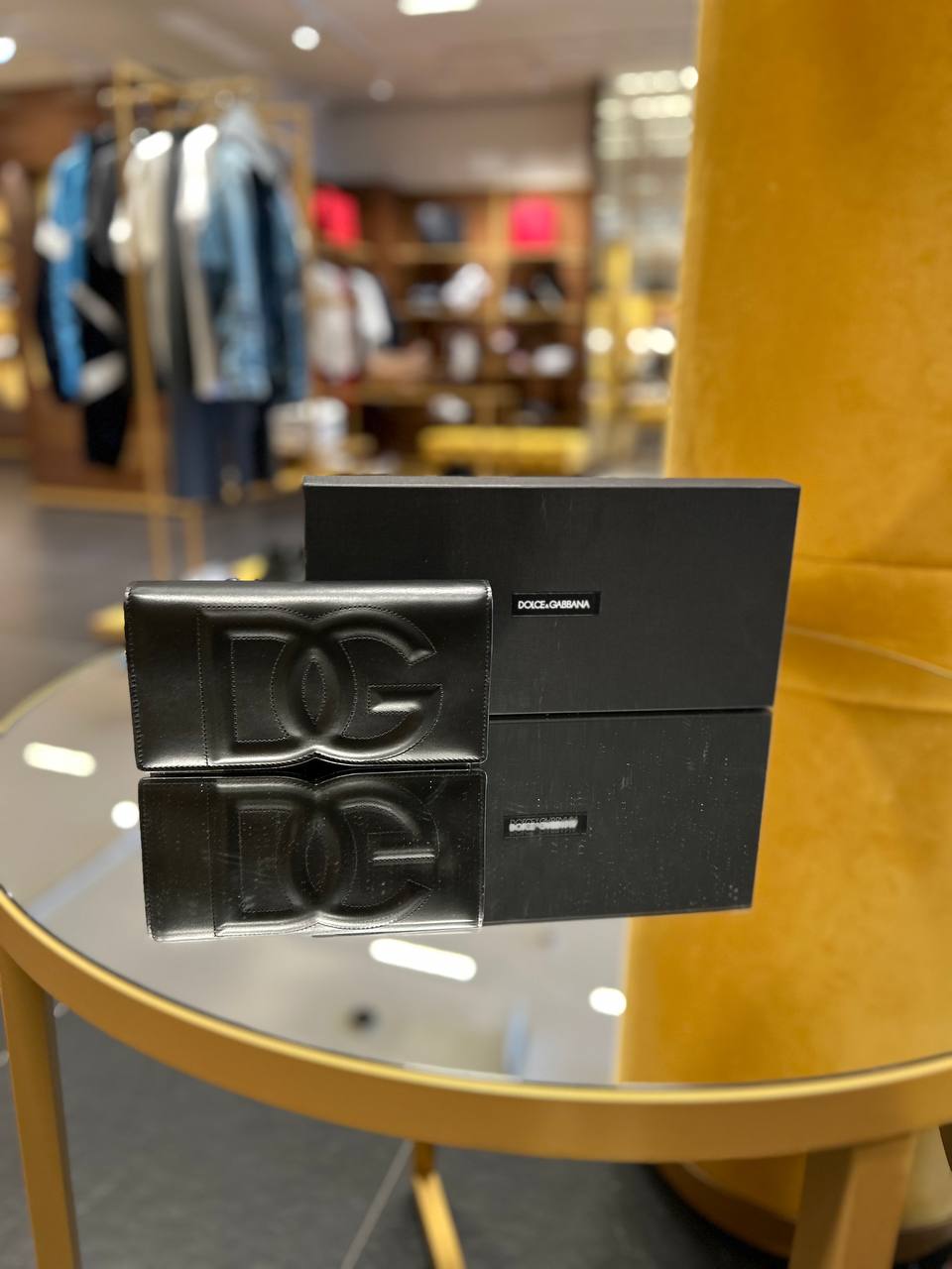 Клатч кожаный Dolce Gabbana Dolce