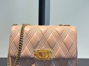 Сумка Valentino Garavani Valentino Outlet