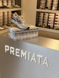 Premiata 25449