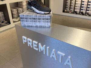 Premiata 25768