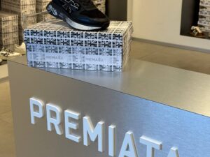Premiata 25903