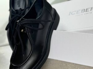 Туфли женские кожаные Iceberg Iceberg