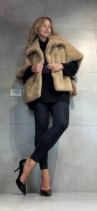 Кейп из экомеха Pinko