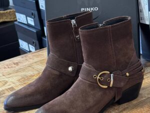 Ботильоны замшевые Pinko Jane PINKO_TEMP — фото 1 Ботильоны замшевые Pinko Jane PINKO_TEMP